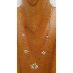 Collier hibiscus
