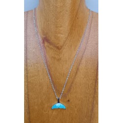 Collier queue de baleine