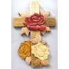 Croix murale roses
