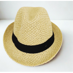 Chapeau en paille tressée