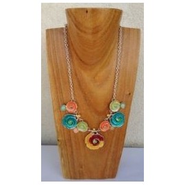 Collier fleurs